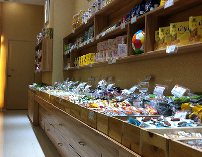 福州食品柜台货架订制,食品柜台货架批发厂家-福州鑫固美商贸公司